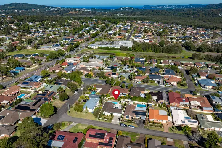 Fifth view of Homely house listing, 2 Peta Close, Bateau Bay NSW 2261