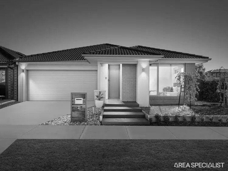2 Blackscroft Road, Thornhill Park VIC 3335