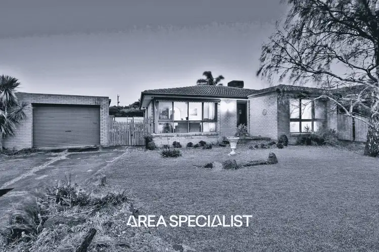 14 Cambridge Drive, Springvale South VIC 3172
