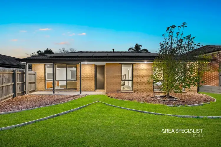 Second view of Homely unit listing, 5 Kooyong Close, Hampton Park VIC 3976