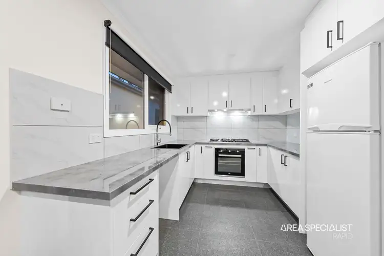 Sixth view of Homely unit listing, 5 Kooyong Close, Hampton Park VIC 3976