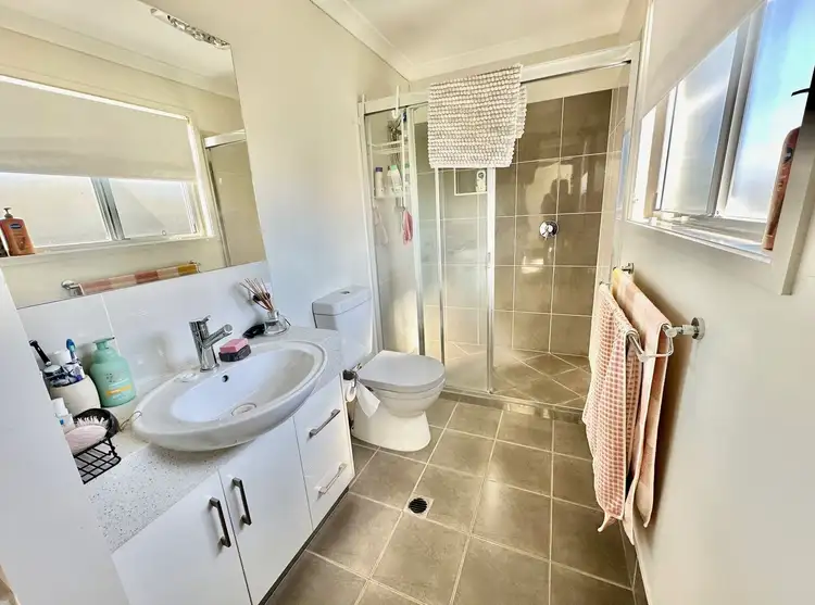 Sixth view of Homely unit listing, 2/17 Dudley Street, Chinchilla QLD 4413