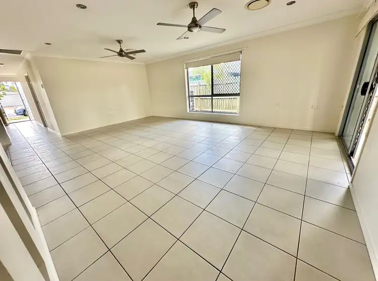 Seventh view of Homely house listing, No. 51 Ellem Drive, Chinchilla QLD 4413