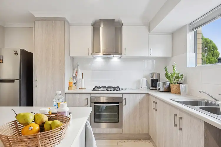 Fifth view of Homely villa listing, 2/2 Redheart Road, Carramar WA 6031