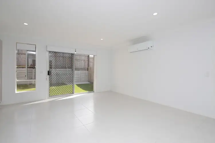 Fourth view of Homely semi-detached listing, 10 Sapphire Crescent, Redbank Plains QLD 4301