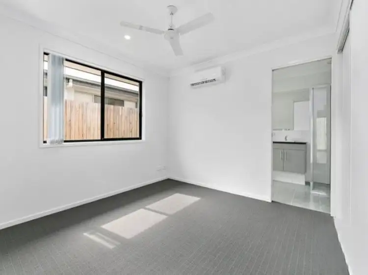 Fourth view of Homely semi-detached listing, 1&2/31C Aspinall Street, Leichhardt QLD 4305