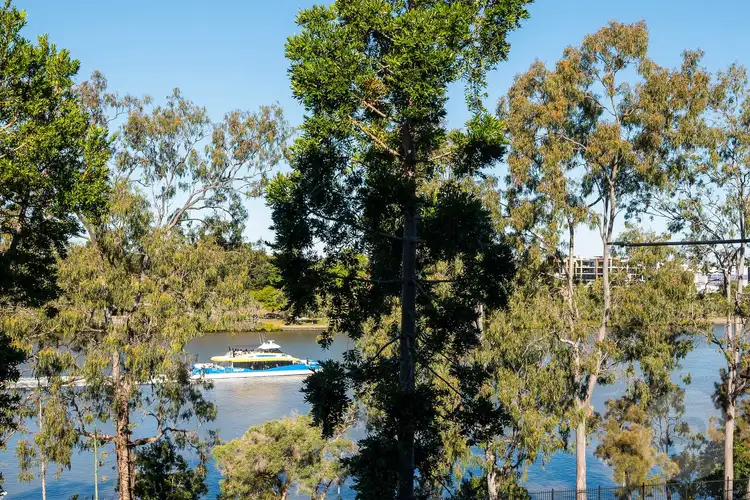 Third view of Homely apartment listing, 4/40 Dunmore Terrace, Auchenflower QLD 4066
