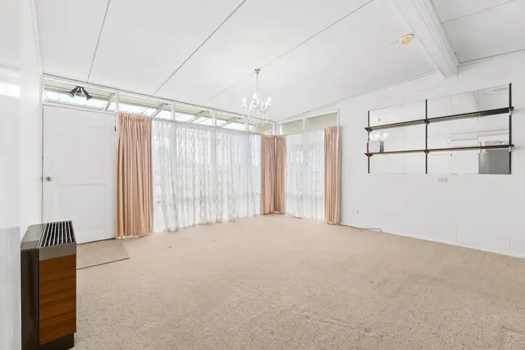 Fifth view of Homely house listing, 3 Grant Court, Traralgon VIC 3844