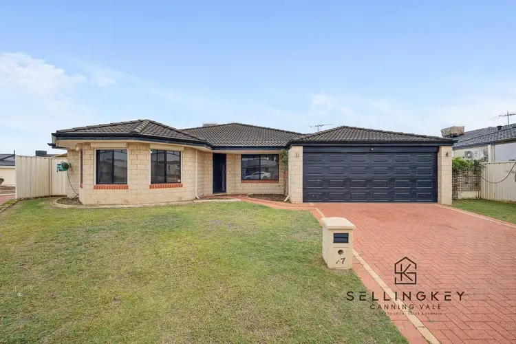 27 Samuel Loop, Canning Vale WA 6155
