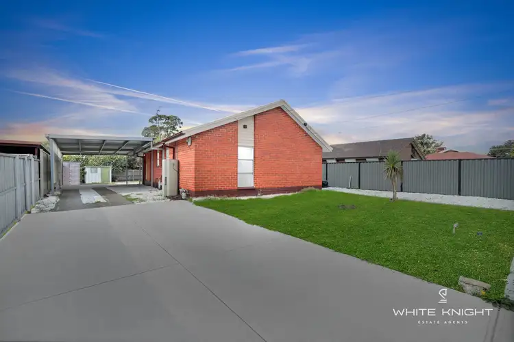 4 Wallara Drive, Kings Park VIC 3021