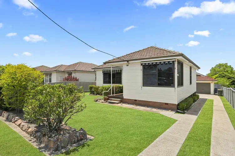 9 Woodberry Street, Rutherford NSW 2320