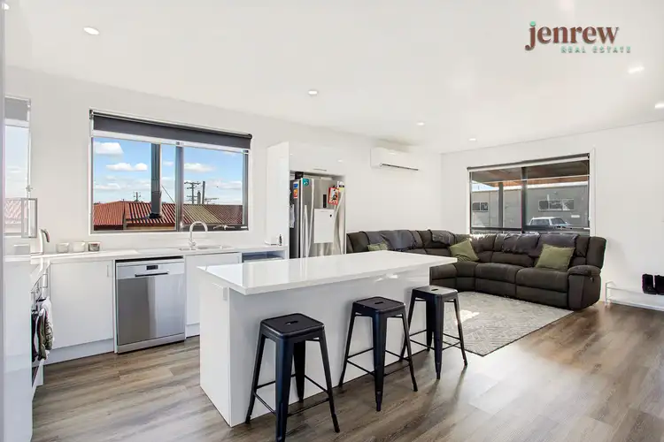 18 Cardigan Street, Somerset TAS 7322