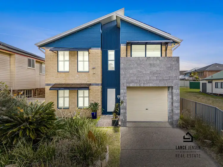 17 Steel Street, Redhead NSW 2290