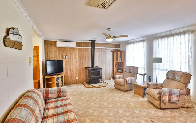 Sixth view of Homely house listing, 409-411 Irymple Avenue, Nichols Point VIC 3501