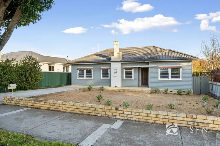 36 Lansell Street