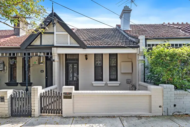 31 Holmwood Street
