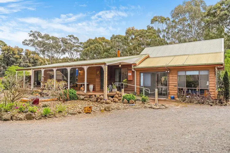 85 Williamson Court, Carisbrook VIC 3464