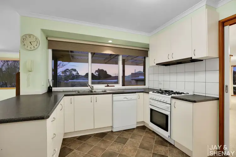 Fourth view of Homely house listing, 10 Chiswick Court, Endeavour Hills VIC 3802