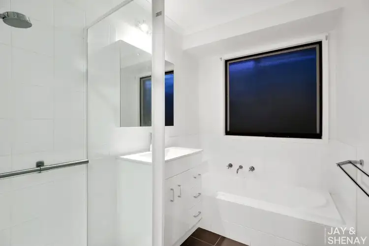 Sixth view of Homely house listing, 10 Chiswick Court, Endeavour Hills VIC 3802