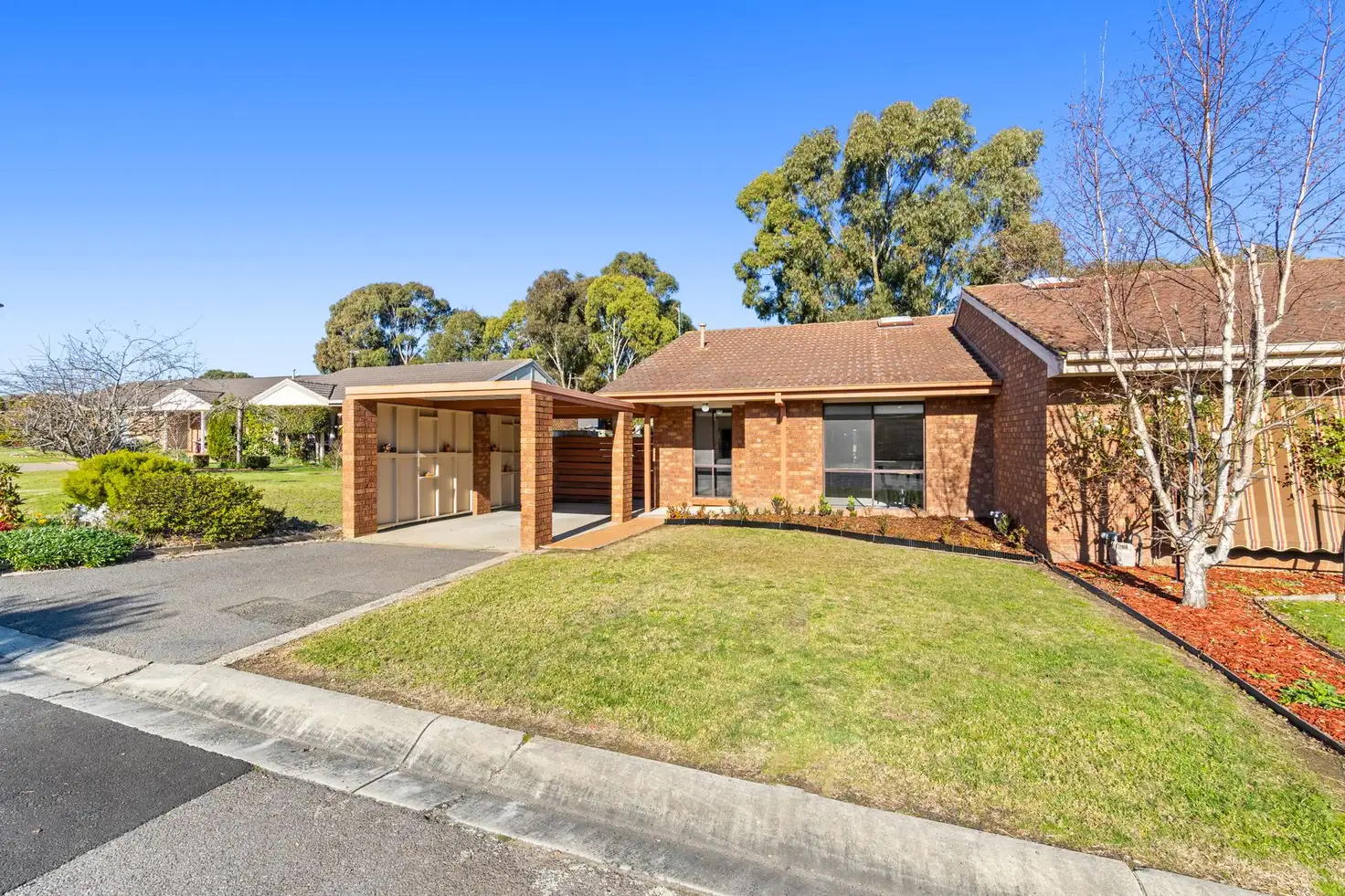 Main view of Homely townhouse listing, 14 Gavin Close, Traralgon VIC 3844
