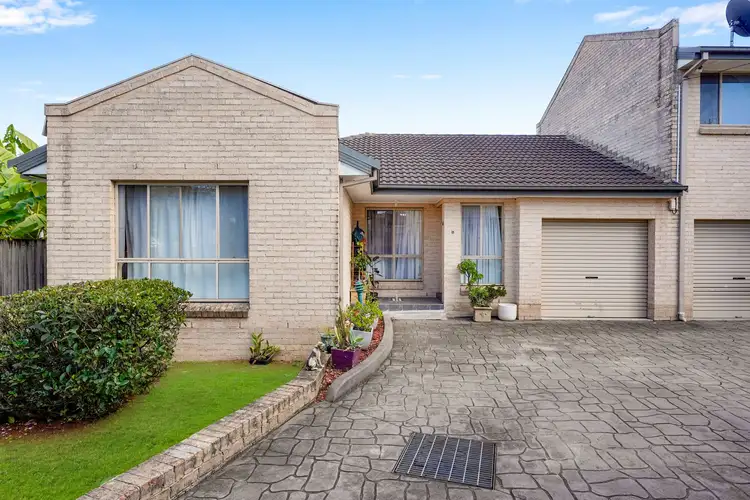 6/2 Lyndon Street, Fairfield NSW 2165