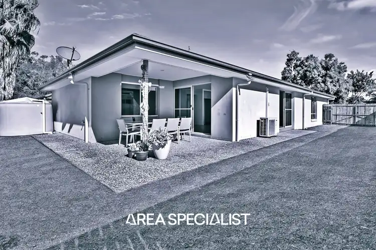 93 Chestwood Crescent