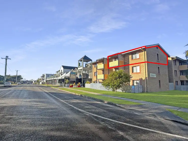100 Booner Street, 'Oceanside',