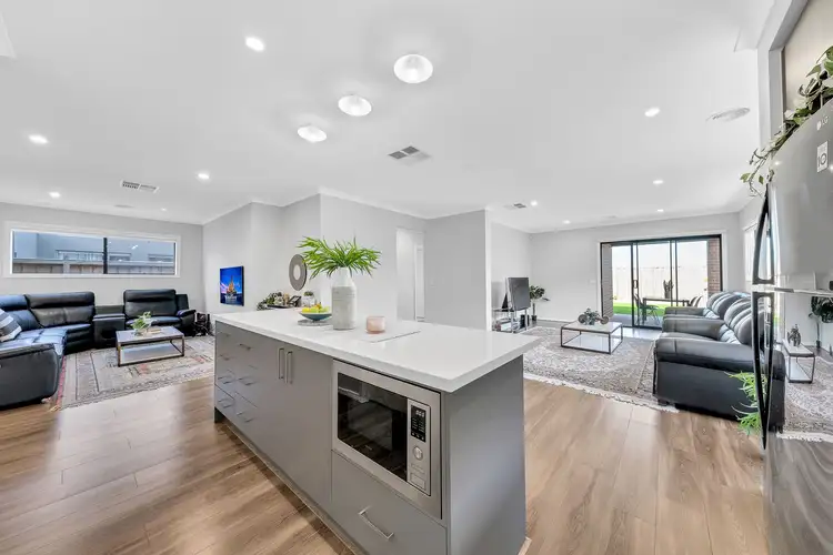 Sixth view of Homely house listing, 39 Coridale Boulevard, Lara VIC 3212