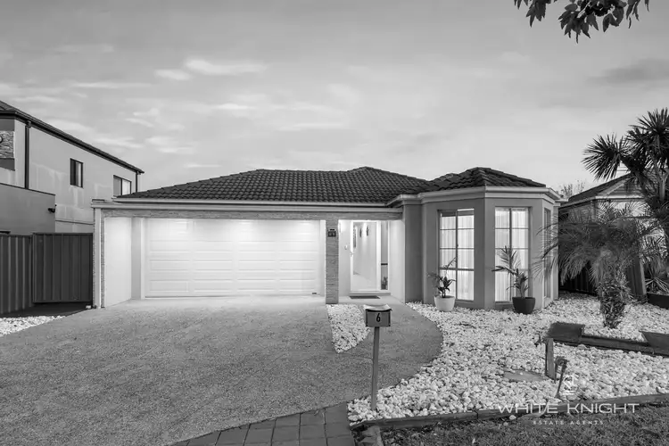6 French Crescent, Caroline Springs VIC 3023