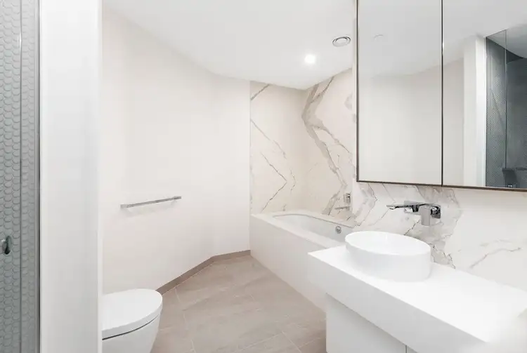 Fifth view of Homely apartment listing, 1002/77 Queens Road, Melbourne VIC 3004