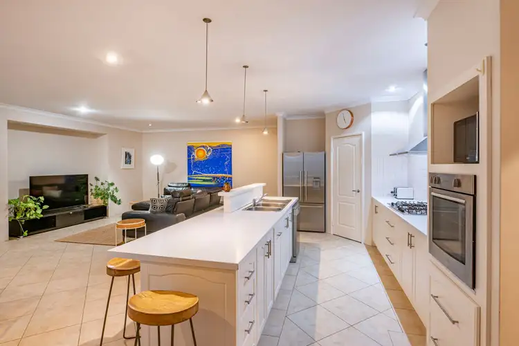 3 Cherry Hills Circle, Dunsborough WA 6281