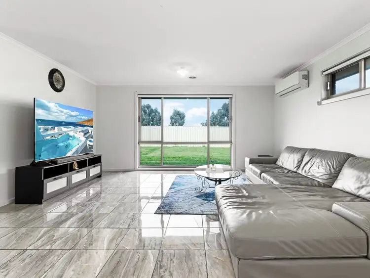 Sixth view of Homely house listing, 200 Blue Horizons Way, Pakenham VIC 3810