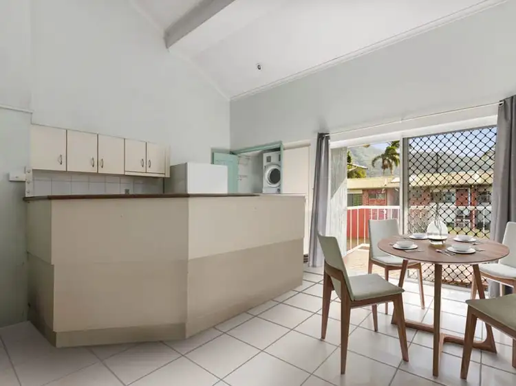 4/176 Hoare Street, Manoora QLD 4870