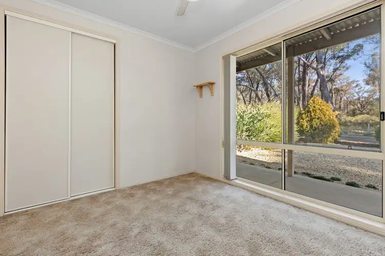 Fifth view of Homely house listing, 1/25 Ennor Place, Kangaroo Flat VIC 3555