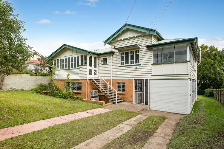 8 Glenlyon Drive, Ashgrove QLD 4060