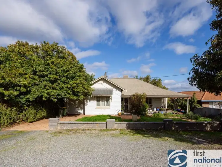16 Hopetoun Avenue, Northam WA 6401