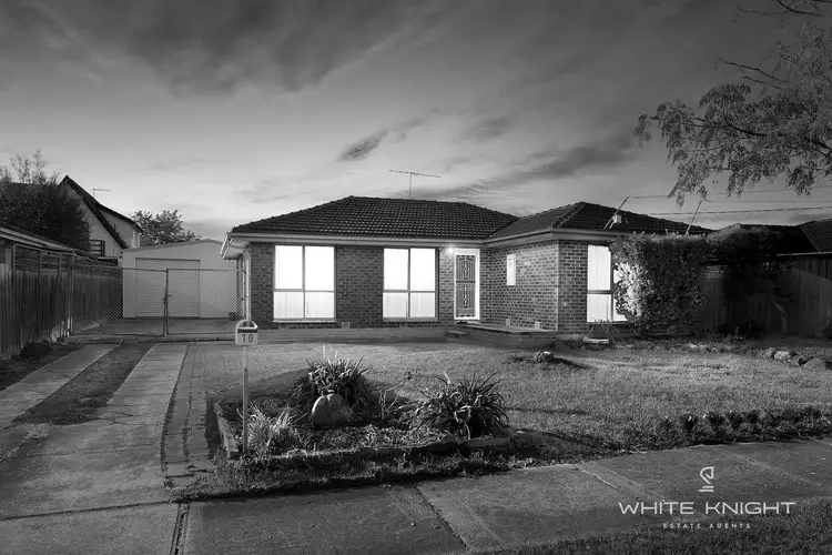 10 Tanglewood Street, Kings Park VIC 3021