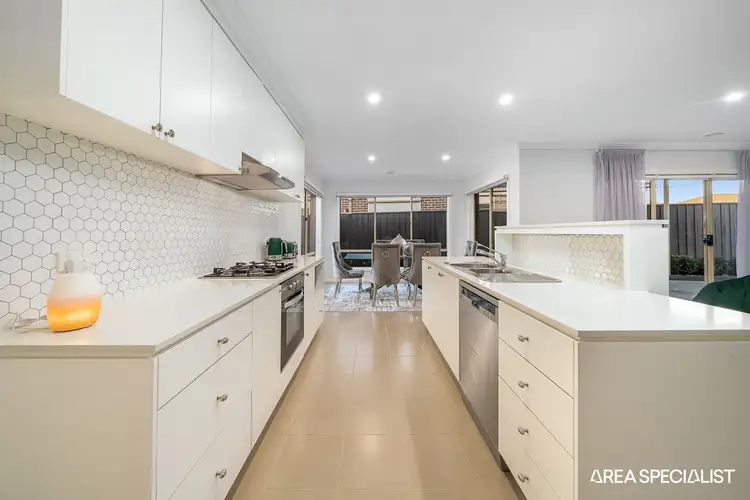 Sixth view of Homely house listing, 16 Flametree Circuit, Cranbourne VIC 3977