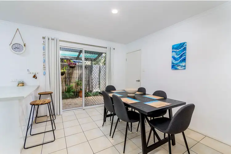 Fifth view of Homely unit listing, 2/17 Rosella Street, Bongaree QLD 4507