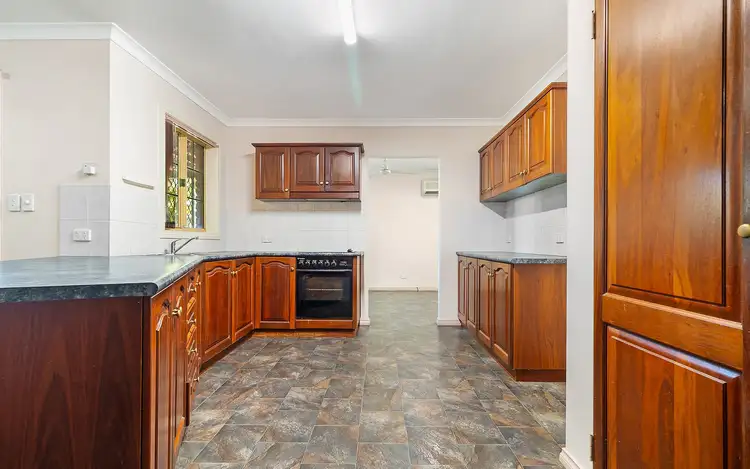 Fifth view of Homely house listing, 16 White Court, Baynton WA 6714