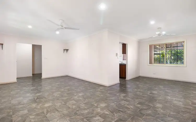 Sixth view of Homely house listing, 16 White Court, Baynton WA 6714