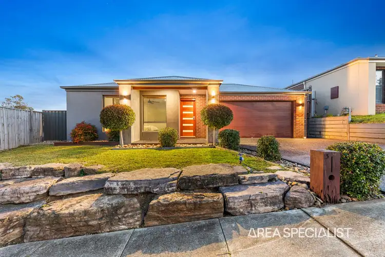 Second view of Homely house listing, 3 Sunset Crescent, Pakenham VIC 3810