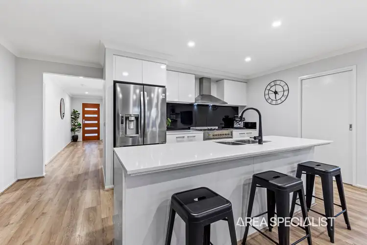 Third view of Homely house listing, 3 Sunset Crescent, Pakenham VIC 3810