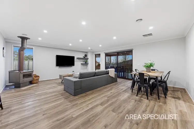 Fifth view of Homely house listing, 3 Sunset Crescent, Pakenham VIC 3810