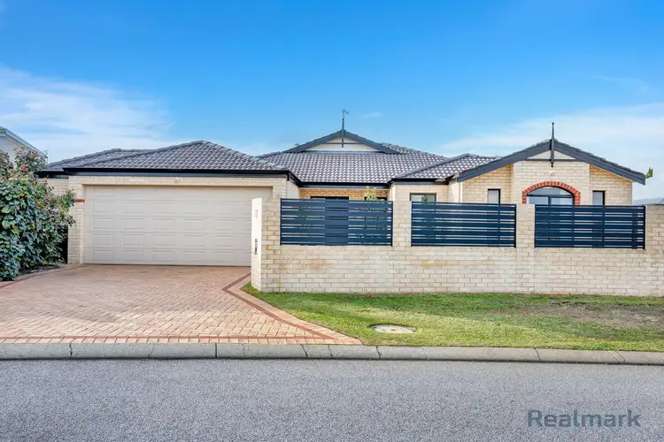 17 Grasshill Grange, Halls Head WA 6210