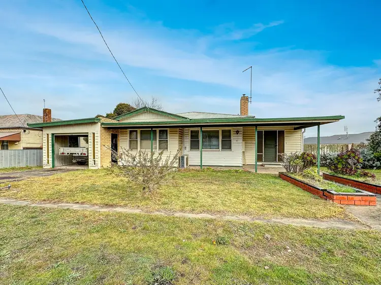 97 Gillies Street, Maryborough VIC 3465