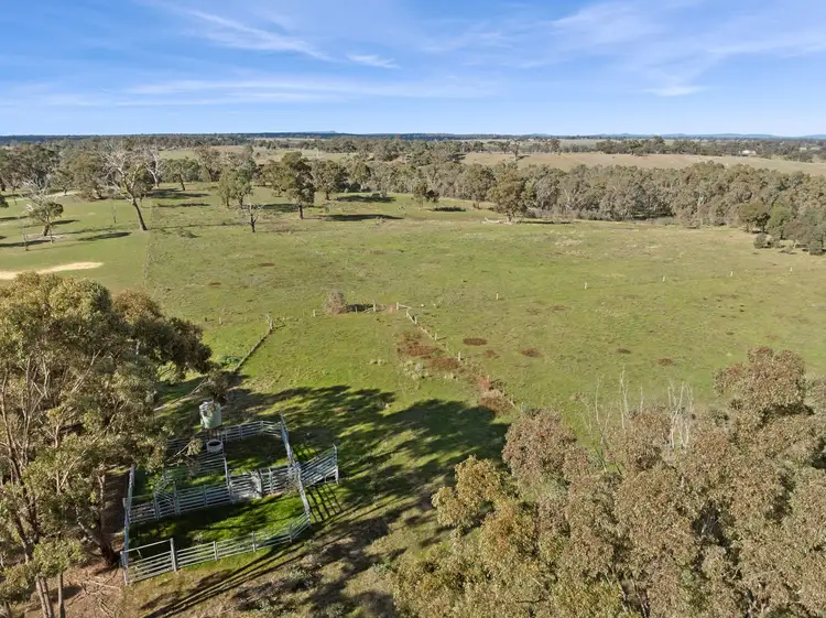 152 Crowes Road, Axedale VIC 3551