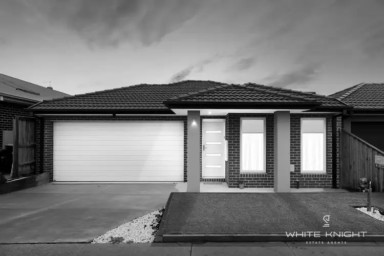 14 Pienza Road, Fraser Rise VIC 3336