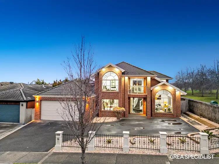1 Armitage Drive, Narre Warren South VIC 3805