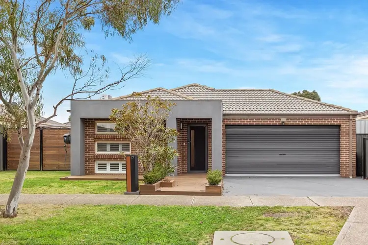17 Taunton Grove